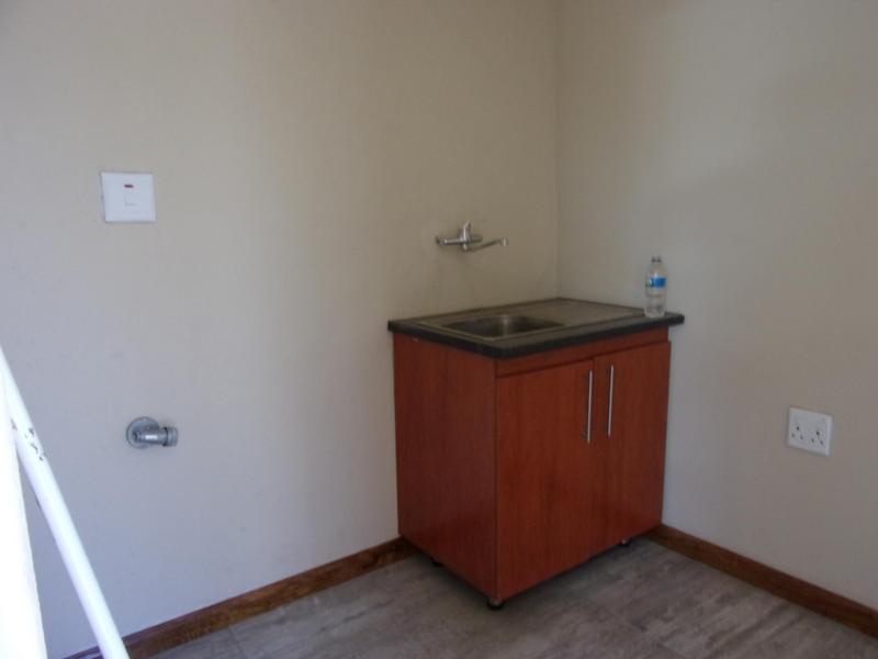 To Let 1 Bedroom Property for Rent in Sandringham Eastern Cape
